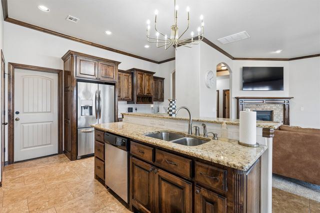 636 NE 23rd, Moore, OK 73160