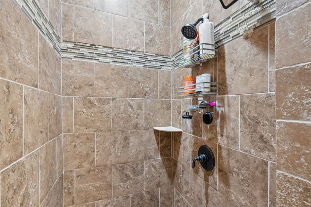 636 NE 23rd, Moore, OK 73160