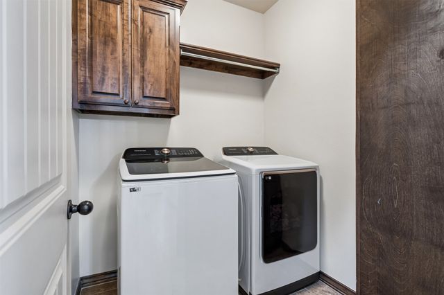 636 NE 23rd, Moore, OK 73160