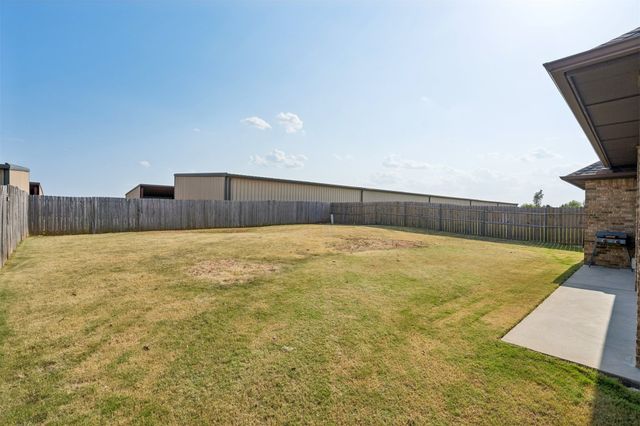 636 NE 23rd, Moore, OK 73160