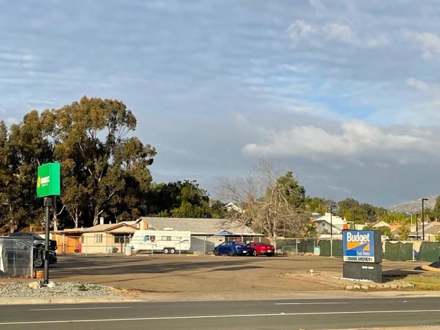 13056 Poway Road, Poway, CA 92064