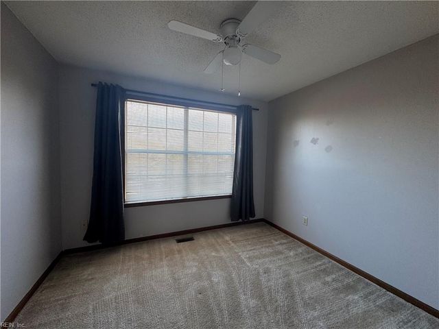 797 Daimler DR, Virginia Beach, VA 23454