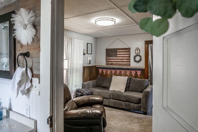 265 Black Road, Greeneville, TN 37743