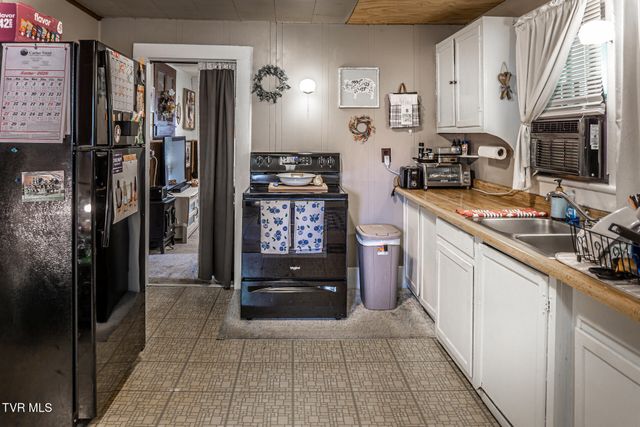 265 Black Road, Greeneville, TN 37743