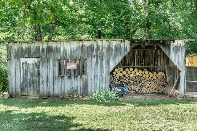 265 Black Road, Greeneville, TN 37743