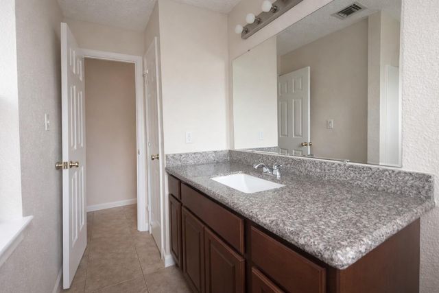 2210 Sunset Trail, Sugar Land, TX 77478