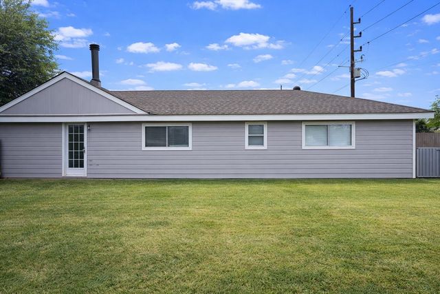 2210 Sunset Trail, Sugar Land, TX 77478