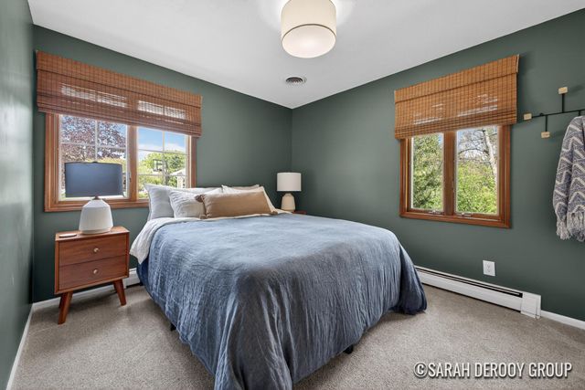 2606 Indian Ridge Drive NE, Grand Rapids, MI 49505