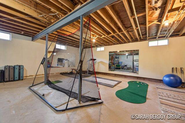 2606 Indian Ridge Drive NE, Grand Rapids, MI 49505