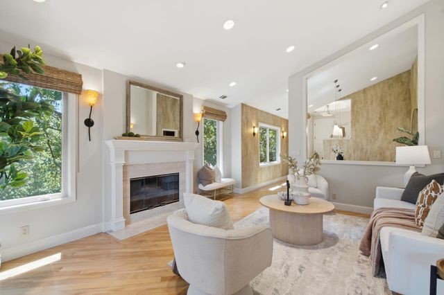 643 Vista Drive, Redwood City, CA 94062