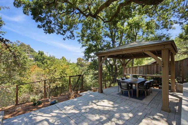 643 Vista Drive, Redwood City, CA 94062