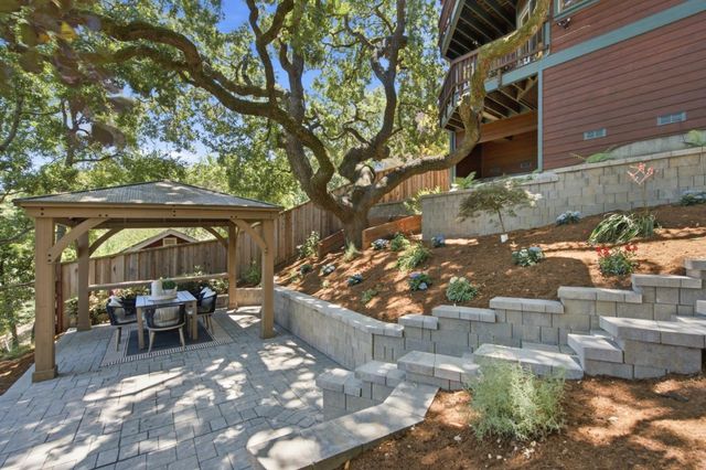 643 Vista Drive, Redwood City, CA 94062