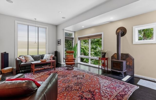 15 Suban Place 15, Newton, MA 02461