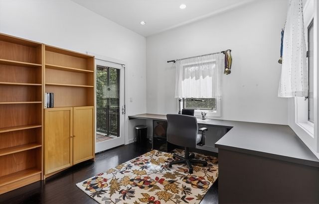 15 Suban Place 15, Newton, MA 02461