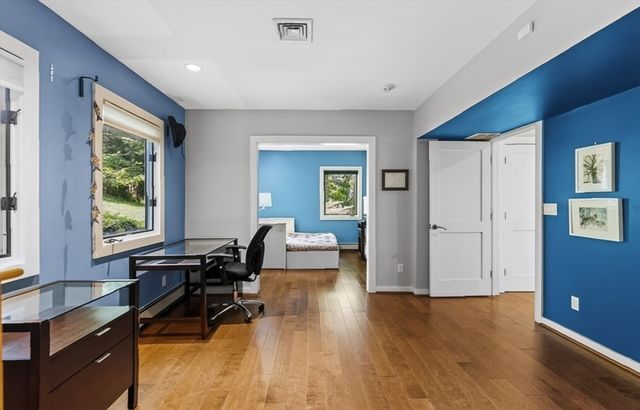 15 Suban Place 15, Newton, MA 02461