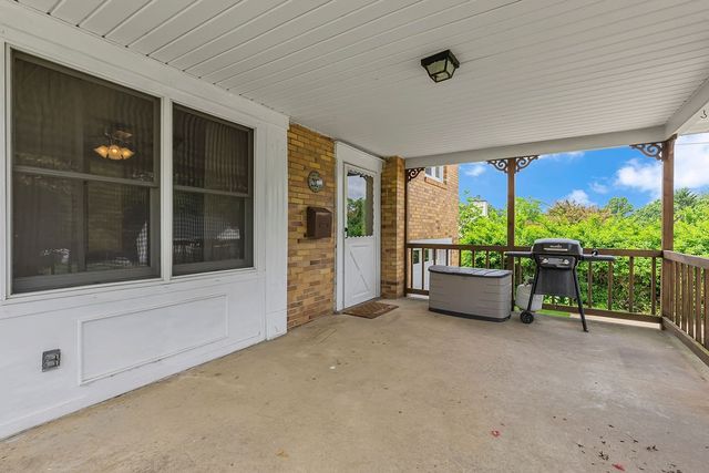 2024 Circle Dr, Hopewell Twp, PA 15001