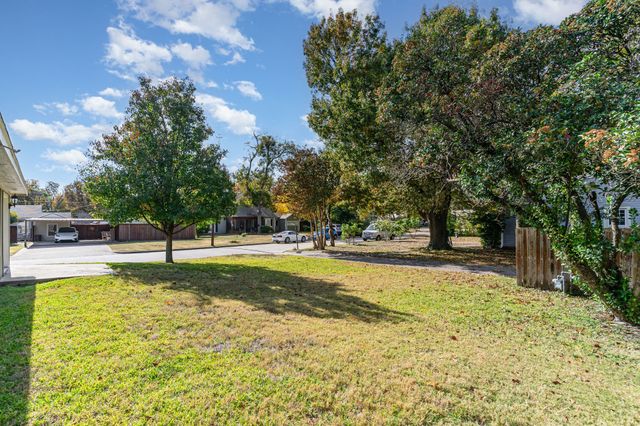 1111 Rock Creek Drive, Garland, TX 75040