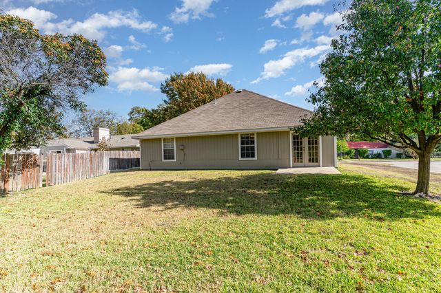 1111 Rock Creek Drive, Garland, TX 75040