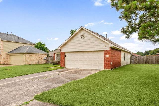 16602 Lazy Ridge Road, Houston, TX 77053