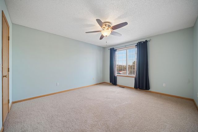 1825 Southcross Drive W 2306, Burnsville, MN 55306