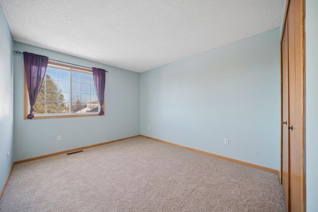 1825 Southcross Drive W 2306, Burnsville, MN 55306