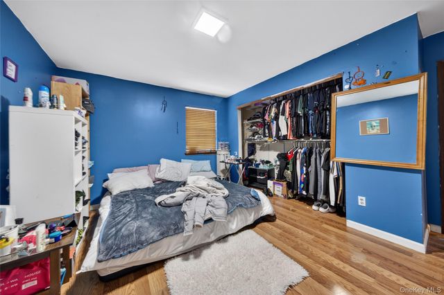 42 Victory Avenue, Shirley, NY 11967