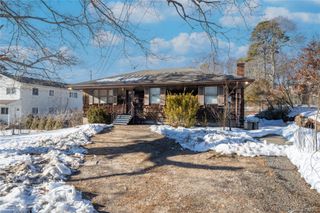 42 Victory Avenue, Shirley, NY 11967