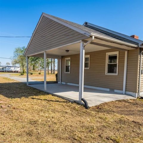 20310 Ivor RD, Courtland, VA 23837