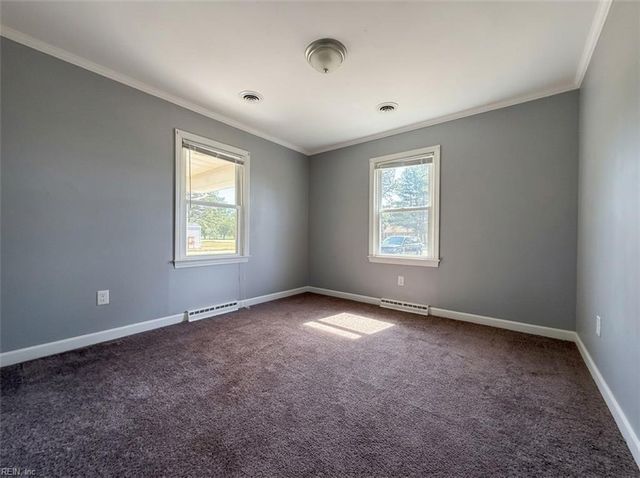 20310 Ivor RD, Courtland, VA 23837