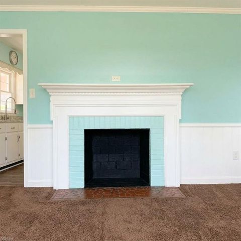 20310 Ivor RD, Courtland, VA 23837