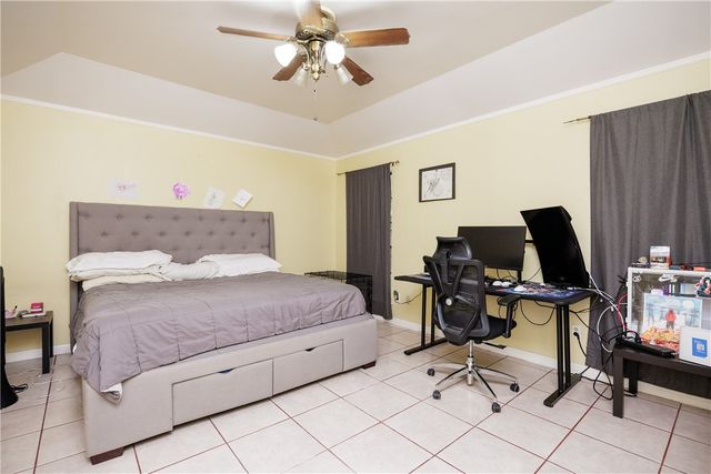 6106 Cheshire Dr, Corpus Christi, TX 78414