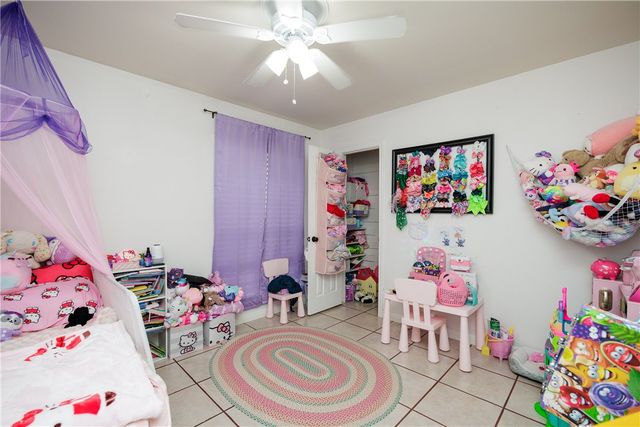 6106 Cheshire Dr, Corpus Christi, TX 78414