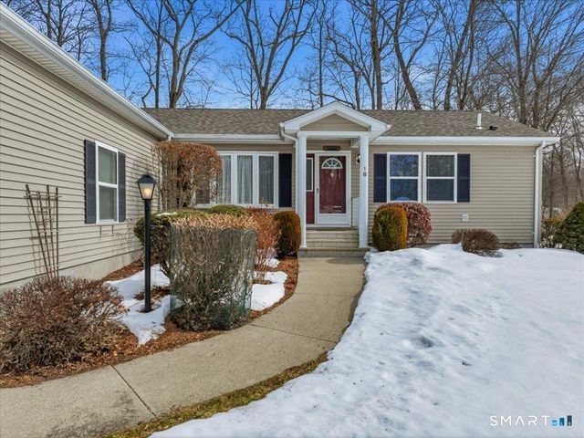 18 Hillcrest Drive, Montville, CT 06382