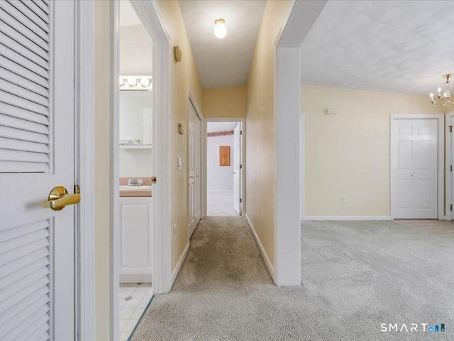 18 Hillcrest Drive, Montville, CT 06382