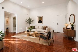 12132 Hart Street 301, North Hollywood (los Angeles), CA 91605