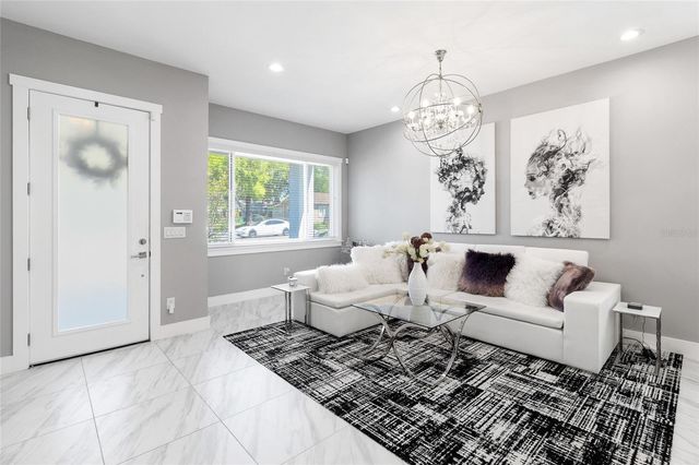 122 W SLIGH AVENUE, Tampa, FL 33604