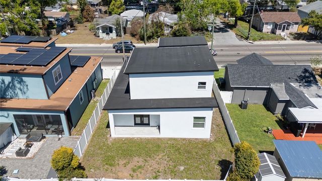 122 W SLIGH AVENUE, Tampa, FL 33604