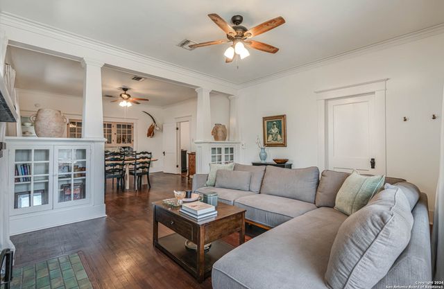 1031 W Mulberry Ave Apt 1, San Antonio, TX 78201