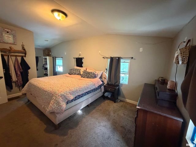 2119 E RIVERVIEW Court, Peoria Heights, IL 61616