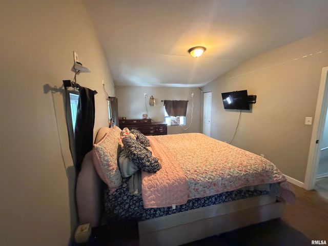 2119 E RIVERVIEW Court, Peoria Heights, IL 61616