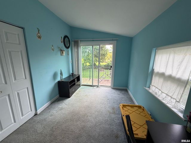 2119 E RIVERVIEW Court, Peoria Heights, IL 61616