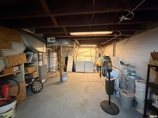 2119 E RIVERVIEW Court, Peoria Heights, IL 61616