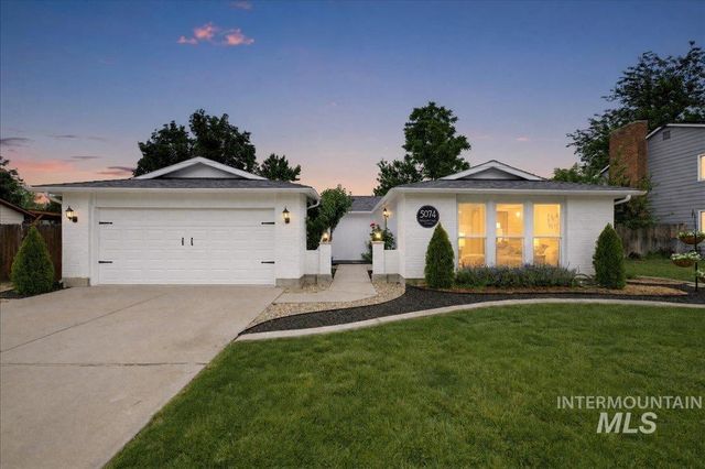 5074 W Harbourview Drive, Boise, ID 83703