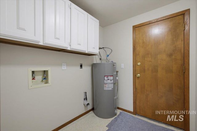 5074 W Harbourview Drive, Boise, ID 83703