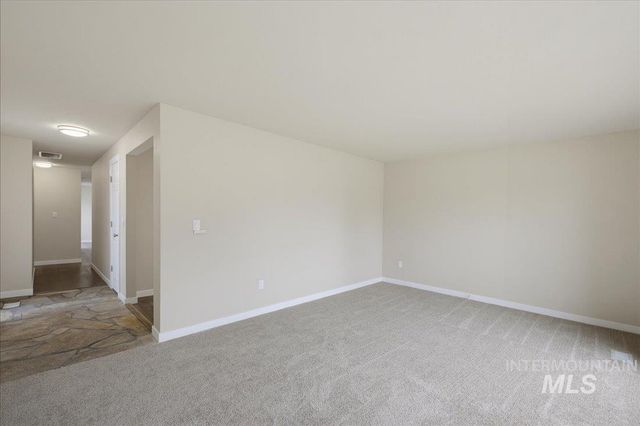 5074 W Harbourview Drive, Boise, ID 83703