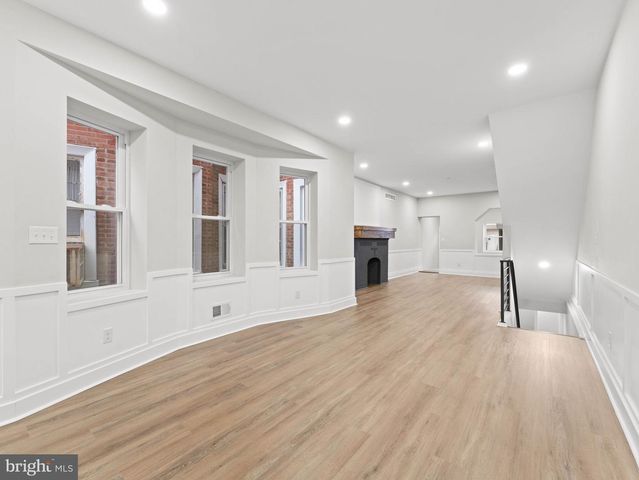 5942 ELLSWORTH ST, Philadelphia, PA 19143