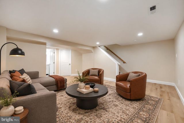 104 BLADEN RD, Essex, MD 21221