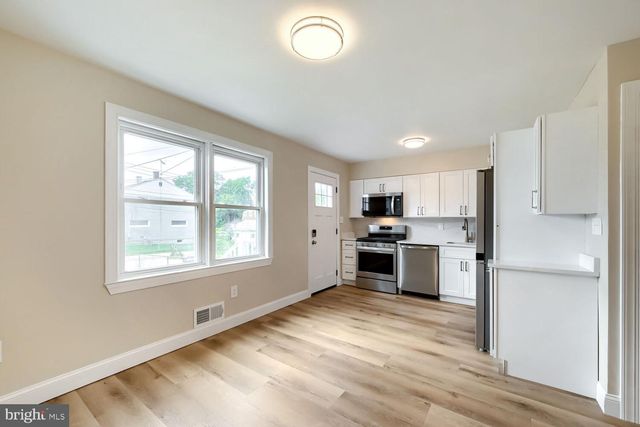 104 BLADEN RD, Essex, MD 21221