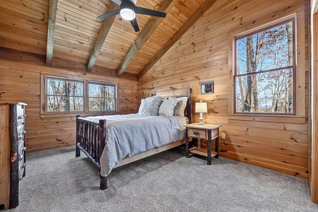 22 Running Bear Ridge, Blue Ridge, GA 30513