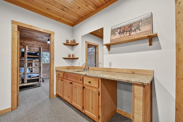 22 Running Bear Ridge, Blue Ridge, GA 30513